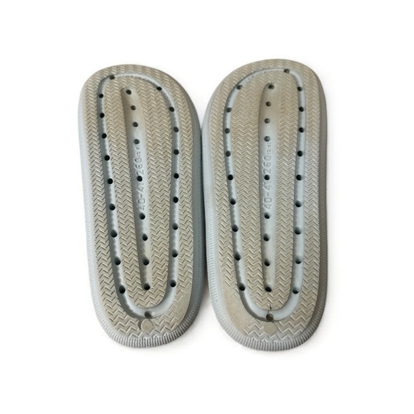 Blue Women’s Cloud Slides Baby Blue size 40-41 - Picture 6 of 8